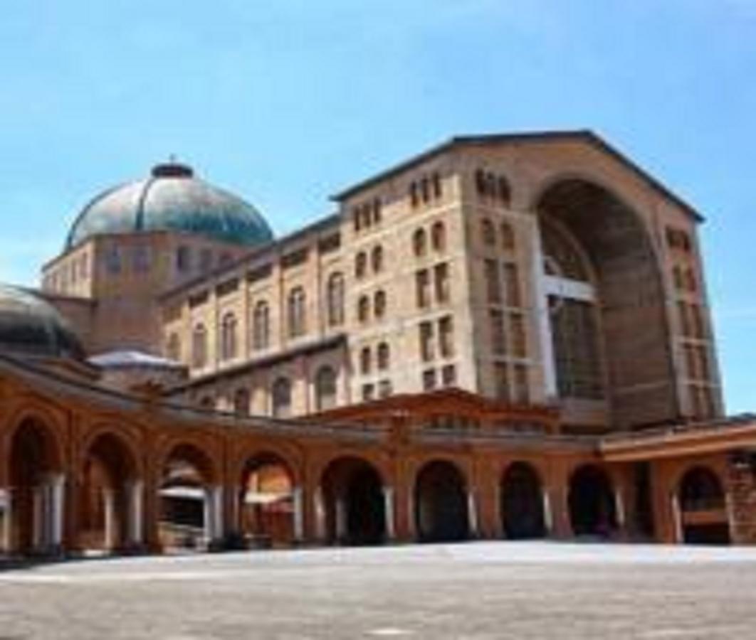 Hotel Mae Rainha Aparecida  Eksteriør billede